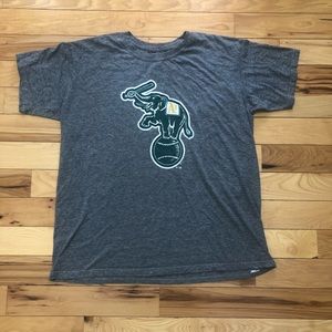 * Men’s A’s shirt 2XL